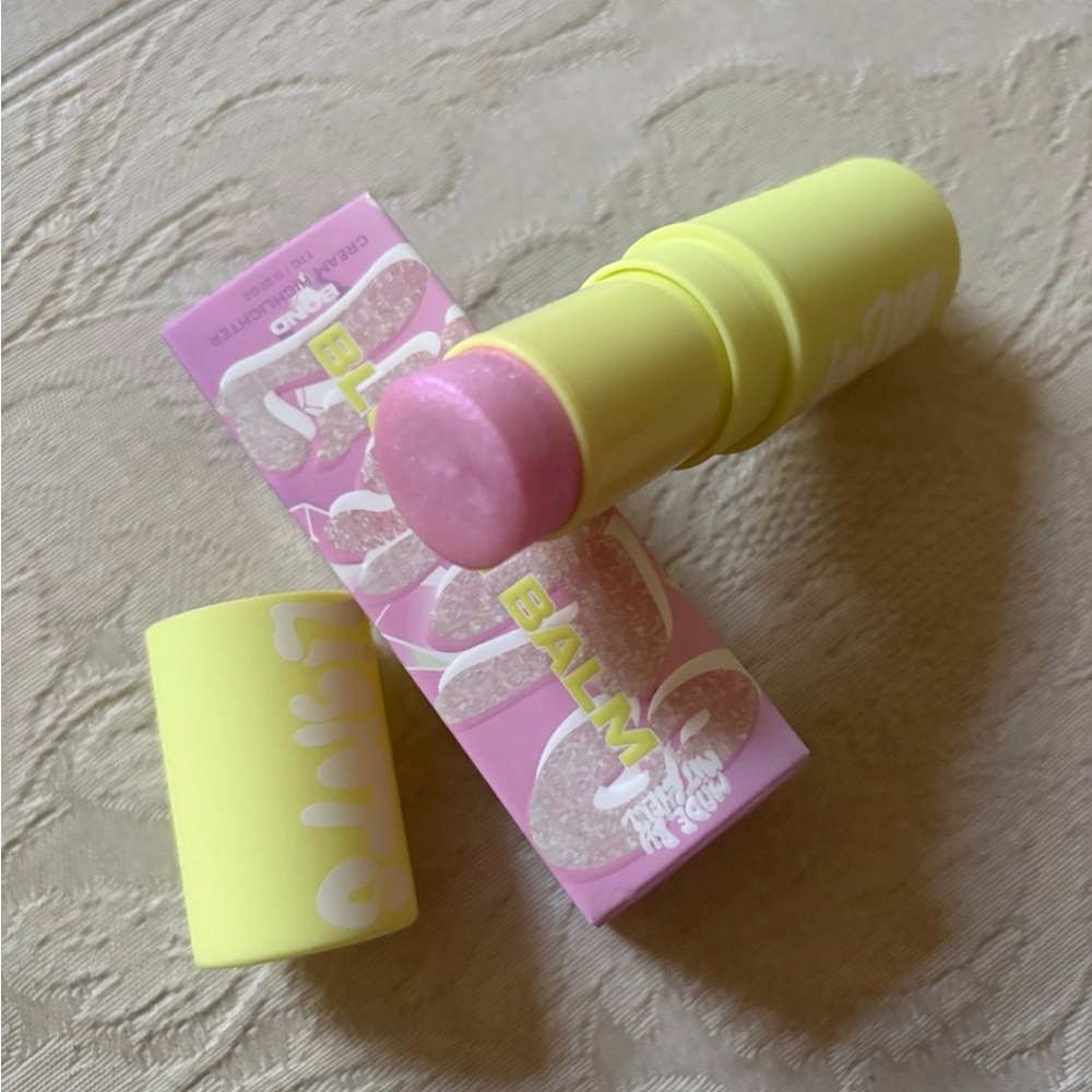 Made by Mitchell Blursh Balm Stick Cream Blush & Highlighter in Bond Crystal